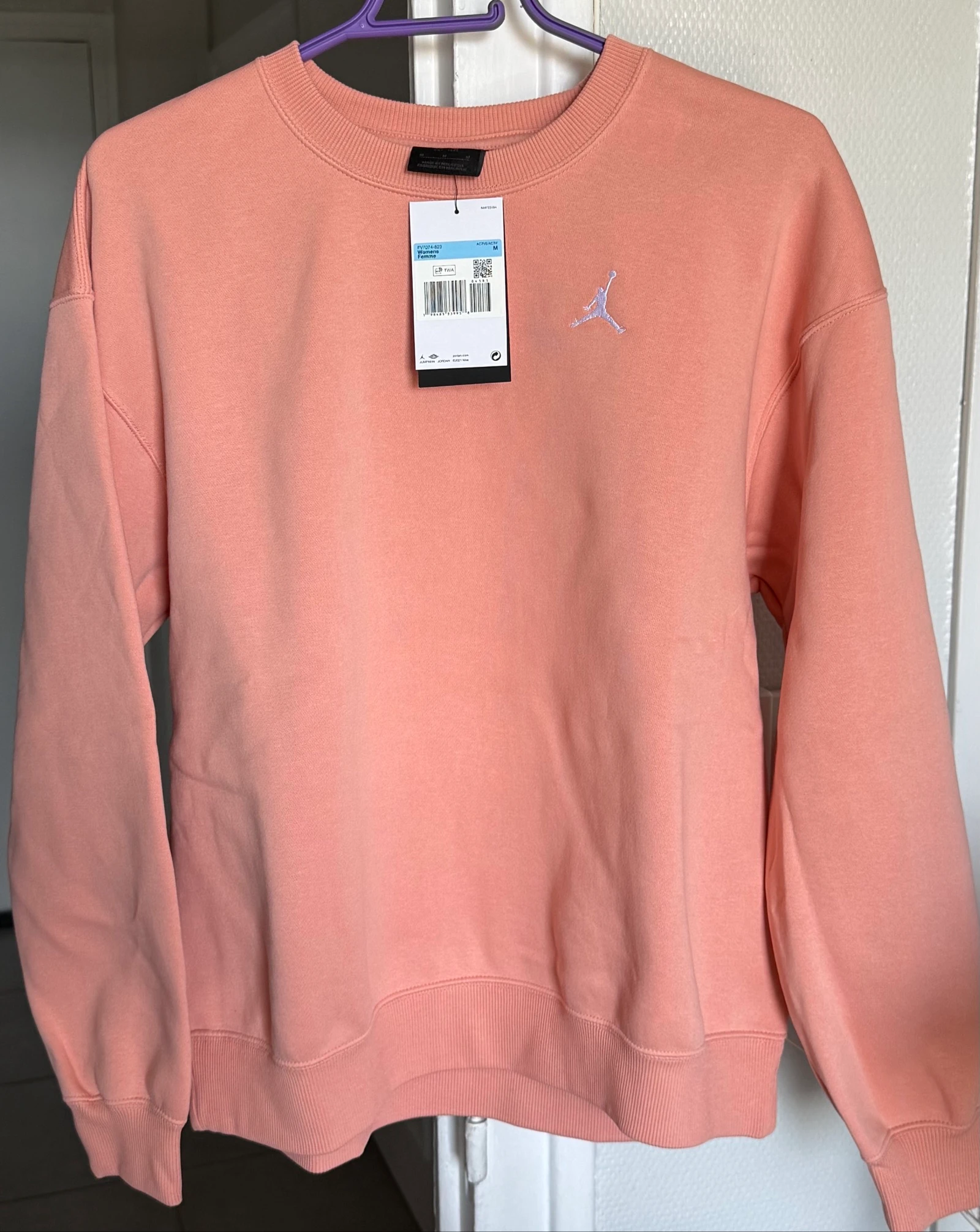 Nike X Jordan Women's Sweatshirt Never Worn – photo 5